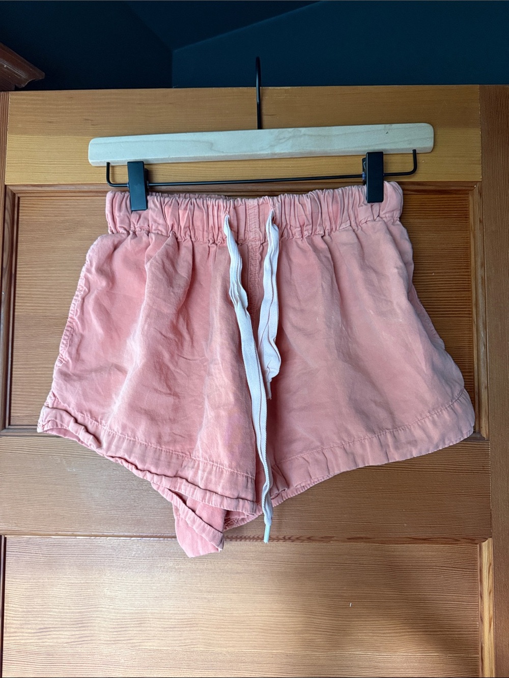 Bassike Coral Pink Drawstring Linen-Blend Athletic Shorts